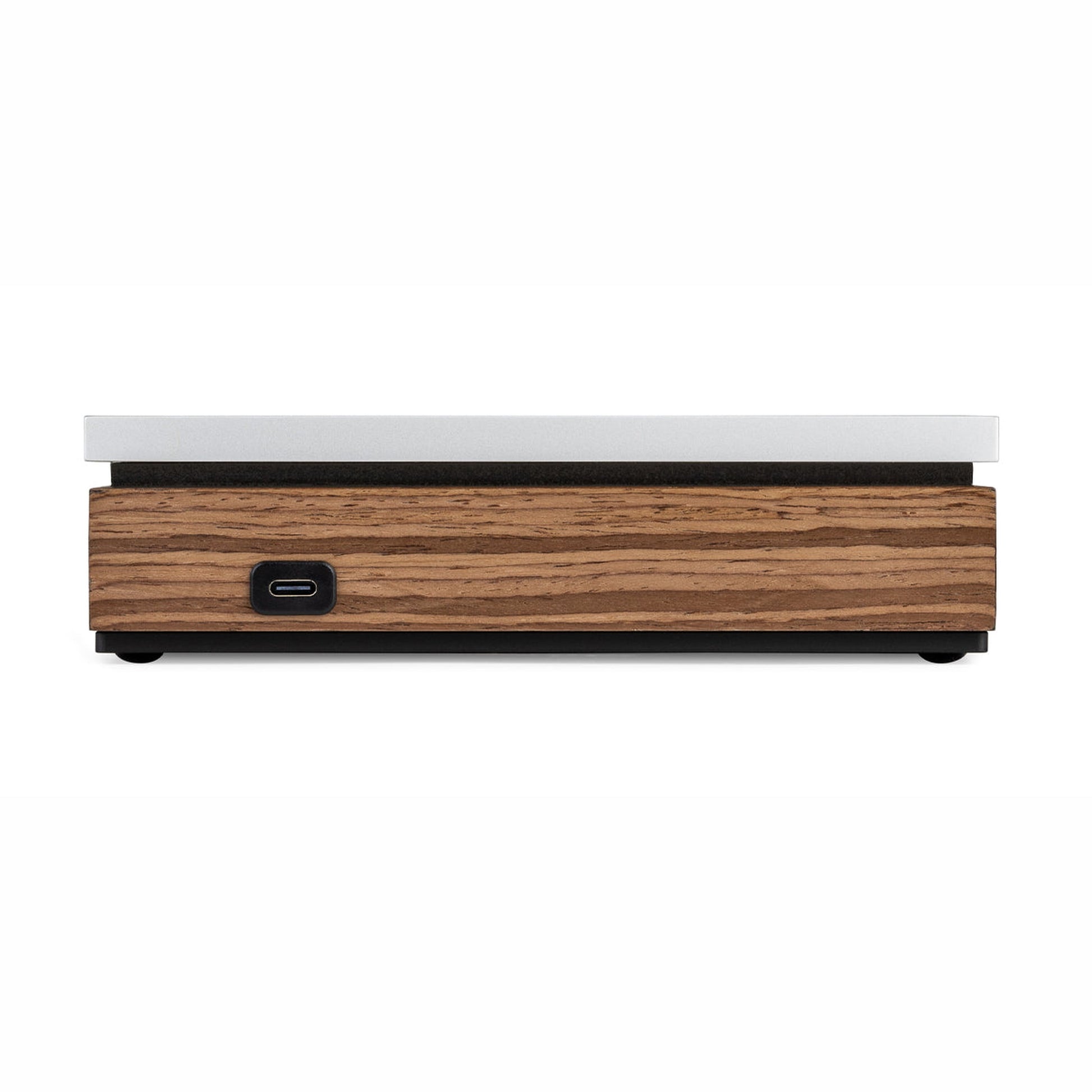 Ruark R-CD100 USB-CD-Player Nussbaum/Aluminium Rückansicht mit USB-C-Anschluss