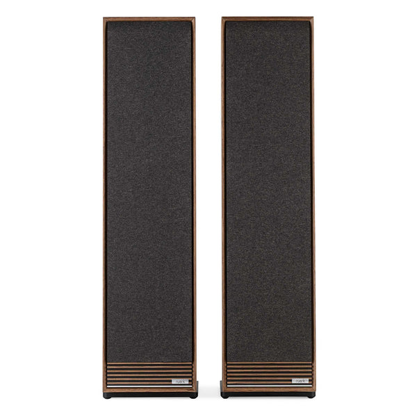 Ruark Audio Talisman-R Standlautsprecher Nussbaum Frontansicht Stereopaar mit Frontbespannung