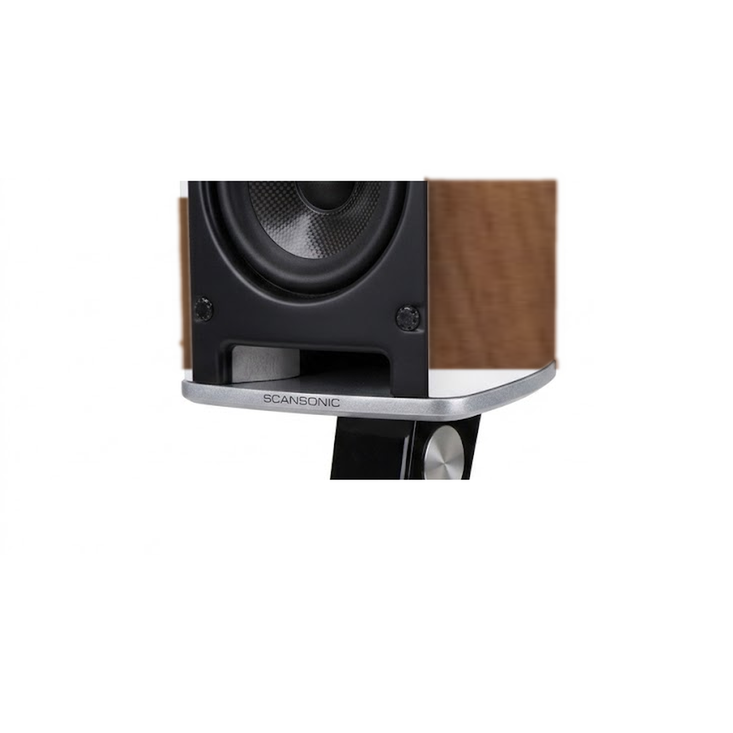 Scansonic HD MB1 B Regallautsprecher Nahaufnahme der Bassreflexöffnung an der Gehäusefront