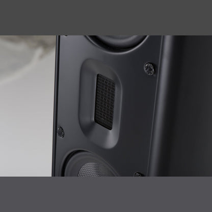 Scansonic HD MB3.5 B Standlautsprecher Detailansicht seitlicher Tieftöner in Schwarz