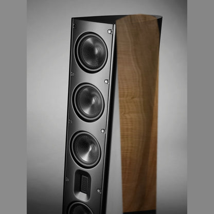 Scansonic HD MB6 B Standlautsprecher Schrägansicht auf Front und Gehäuseflanke