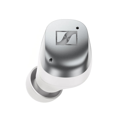 Sennheiser Momentum True Wireless 4 In-Ear-Kopfhörer Weiss-Silber Detailansicht Ohrhörer Nahaufnahme