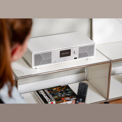 Sonoro Avaton All-in-One Lifestyle im Regal mit Fernbedienung, Weiss matt