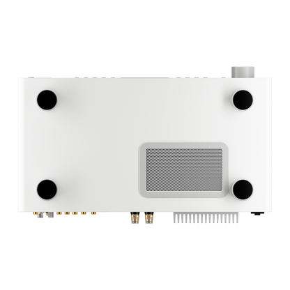 Sonoro Maestro Quantum Stereo-Receiver Detailansicht Unterseite mit Standfüssen, Weiss matt