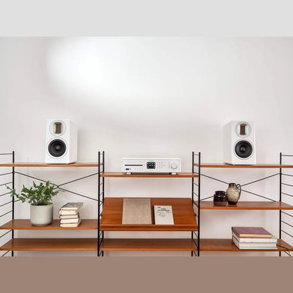 Sonoro Orchestra Gen.2 Regallautsprecher Lifestyle Paar im Regalsystem mit Verstärker, Weiss matt