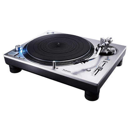 Technics SL-1200GR2 + Ortofon MC X30 Set, Schrägansicht Plattenspieler Silber