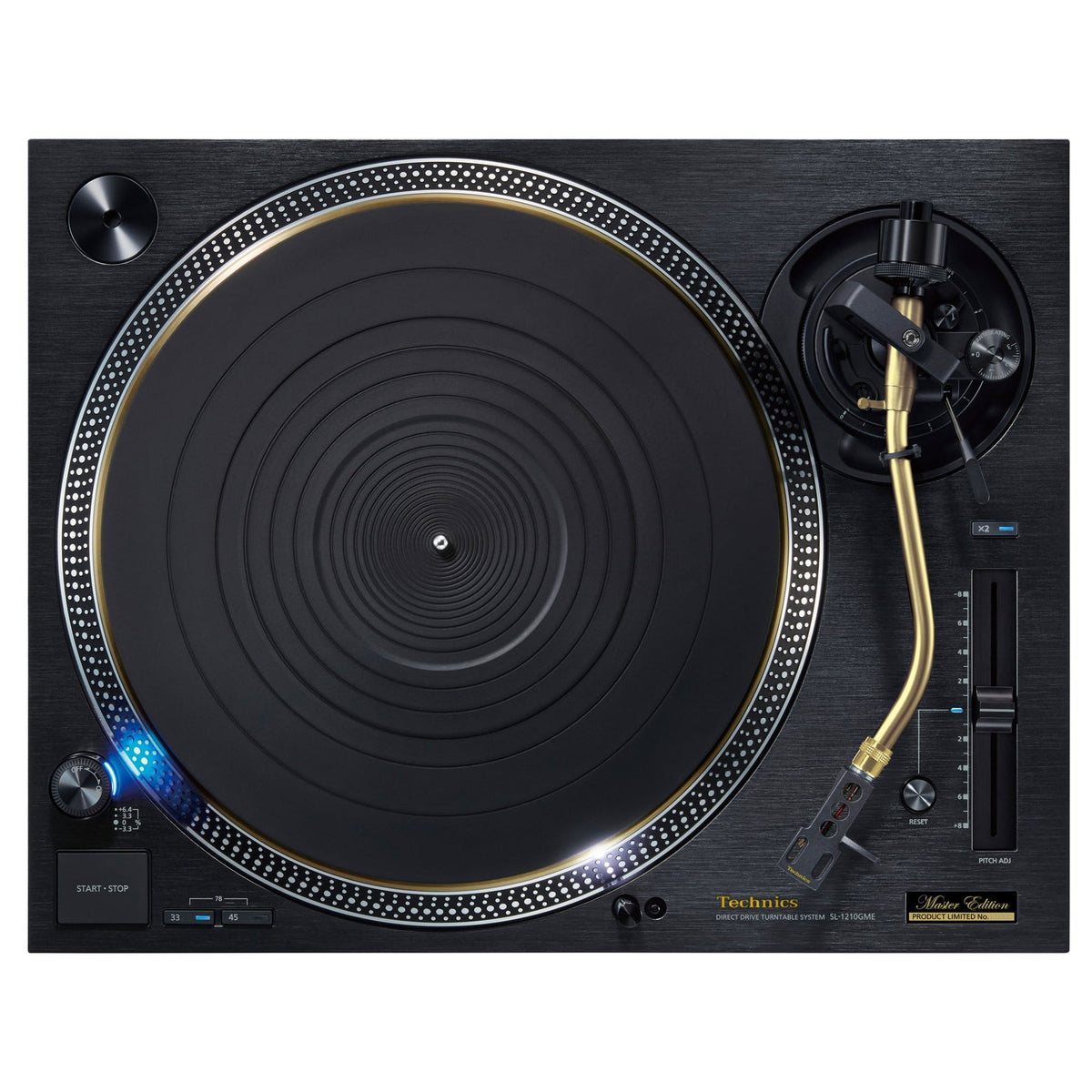 Technics SL-1210GME Master Edition Plattenspieler Schrägansicht mit Tonarm und Plattenteller