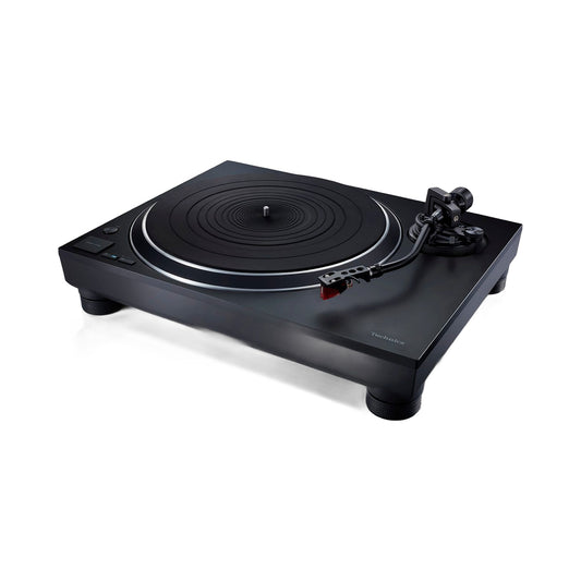 Technics SL-1500C Plattenspieler Schwarz Schrägansicht mit Tonarm und Ortofon-Tonabnehmer