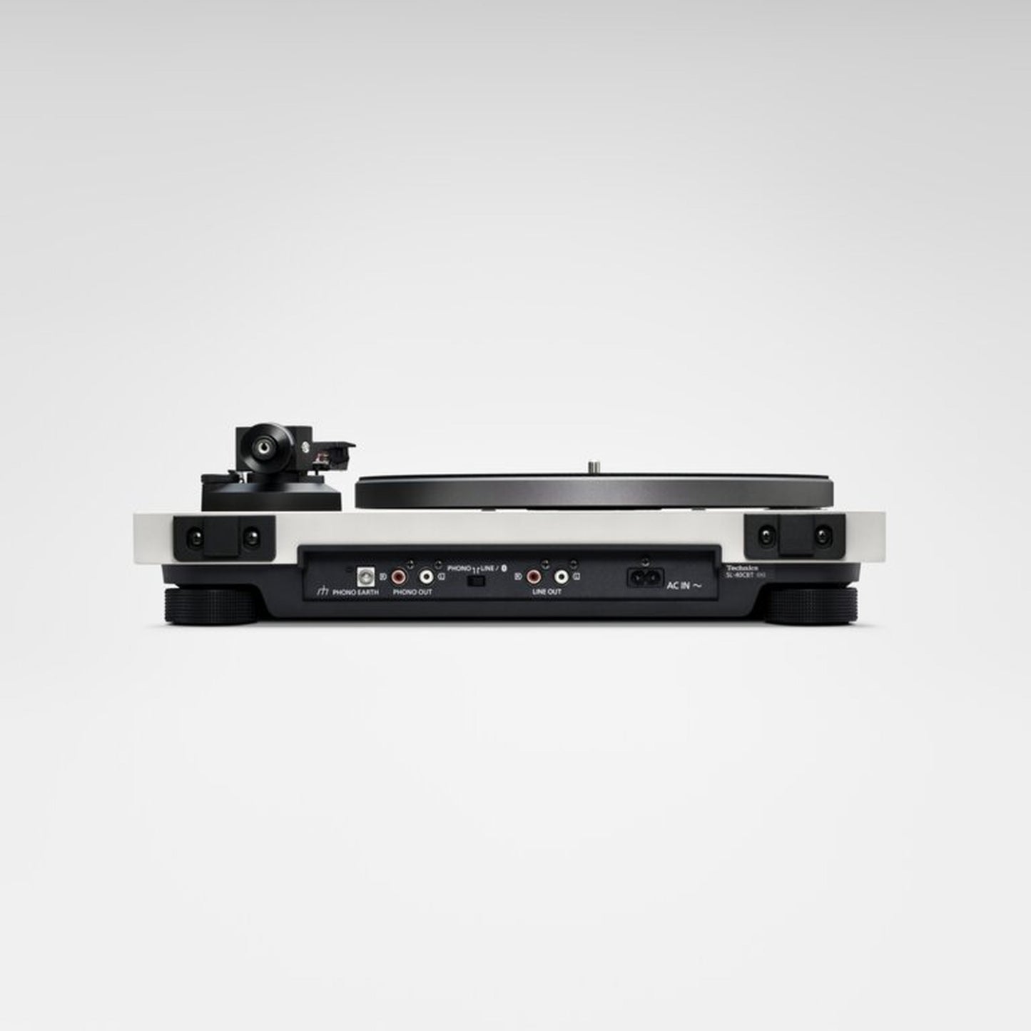 Technics SL-40CBT Plattenspieler Grau Rückansicht mit Phono-/Line-Umschalter, Erdungsklemme und Netzeingang