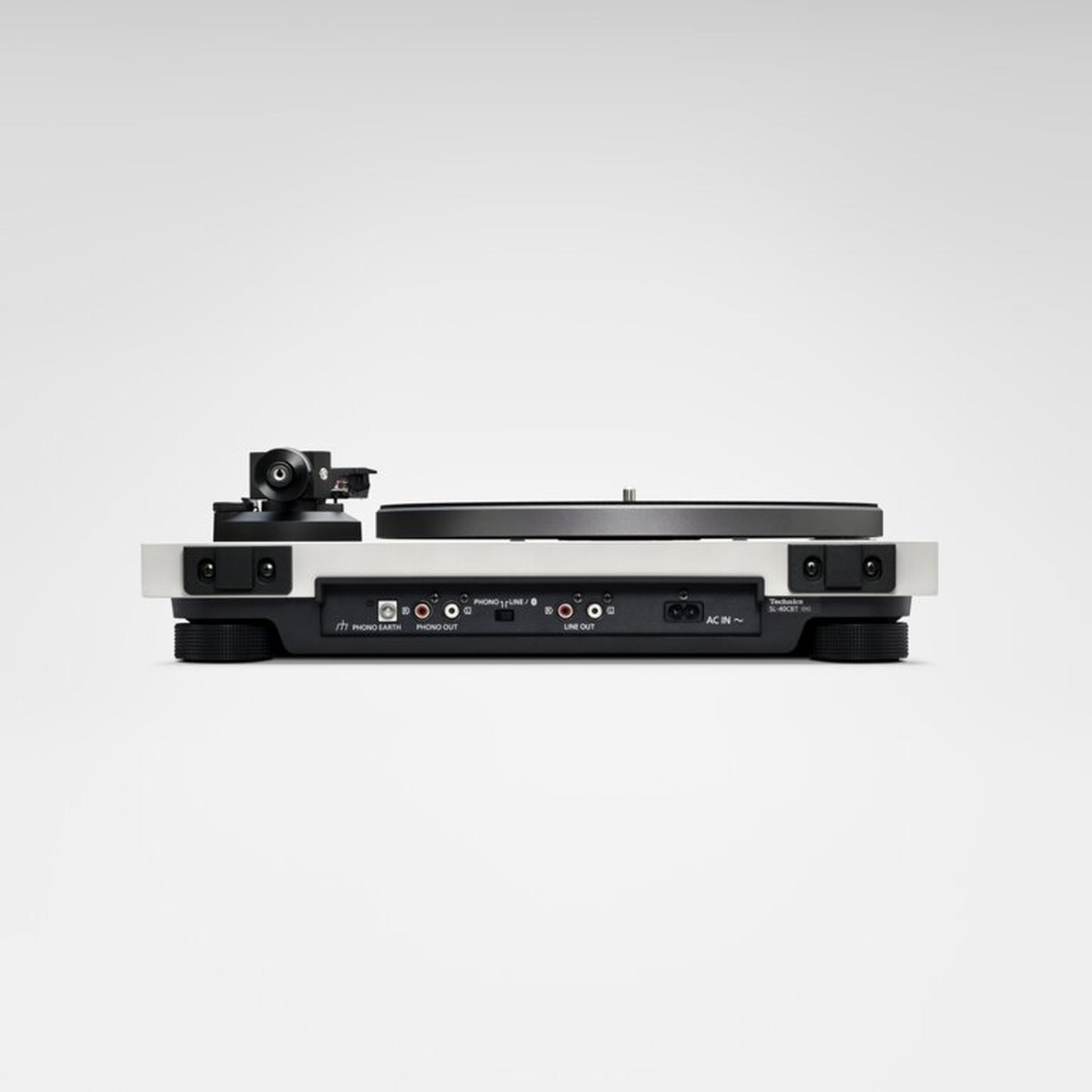 Technics SL-40CBT Plattenspieler Grau Rückansicht mit Phono-/Line-Umschalter, Erdungsklemme und Netzeingang