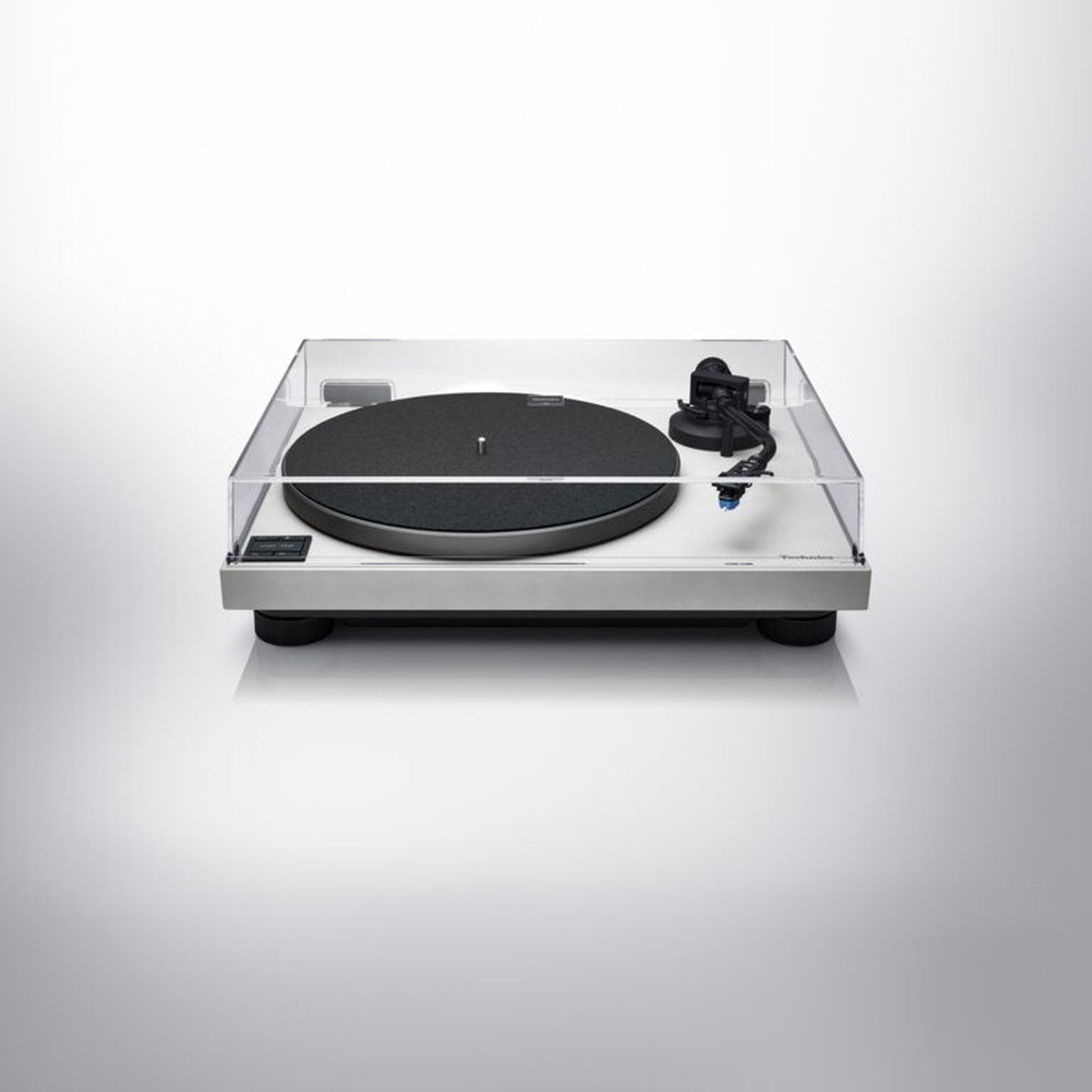 Technics SL-40CBT Plattenspieler Grau Schrägansicht mit geschlossener Staubschutzhaube