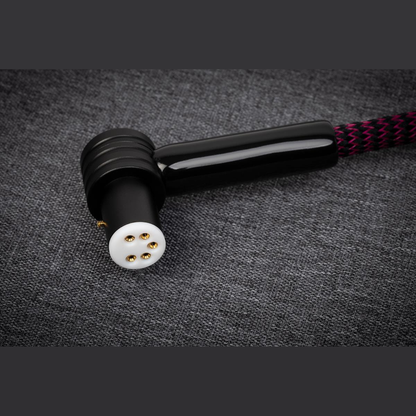 Thorens PhonoConnect PHC 150 Phono-Kabel Detailansicht DIN-Winkelstecker fünfpolig