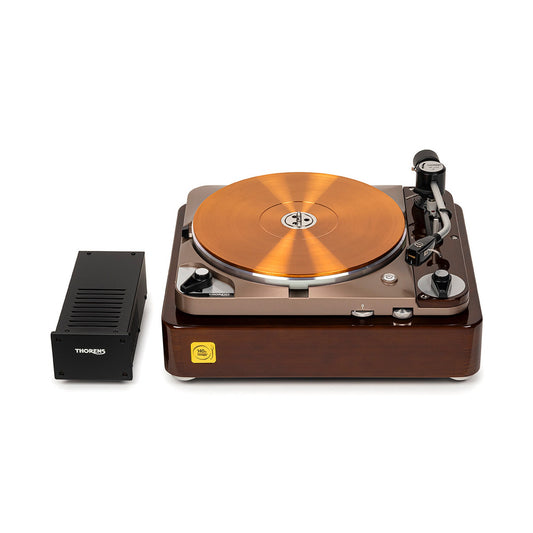 Thorens TD 124 DD Exclusive inkl. EMT Tondose Plattenspieler Schrägansicht mit externem Netzteil