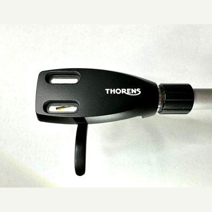 Thorens TP 204 Tonarmkopf Draufsicht am Tonarmrohr montiert