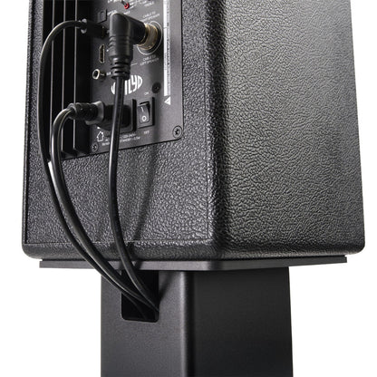 Vestlyd M-STANDS Lautsprecher-Ständer Schwarz Anwendungsbild mit M-Series Lautsprecher und Kabelführung