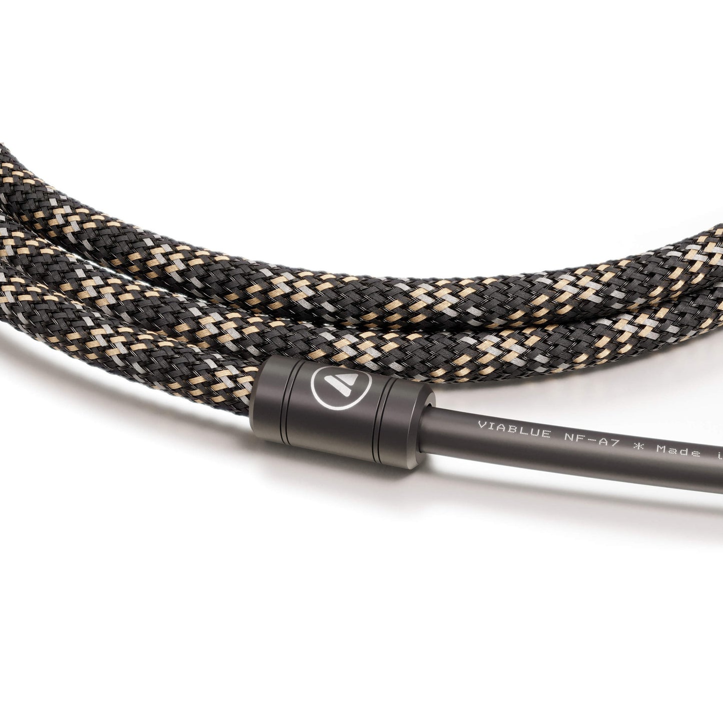 ViaBlue NF-A7 NF-Kabel Ferritfilter am Kabelmantel, Geflechtschlauch Cobra, Detailansicht