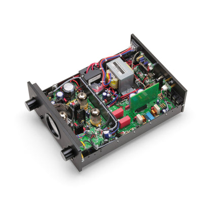 Vincent KHV-200 Hybrid-Kopfhörerverstärker Detailansicht geöffnetes Gehäuse mit Ringkerntrafo