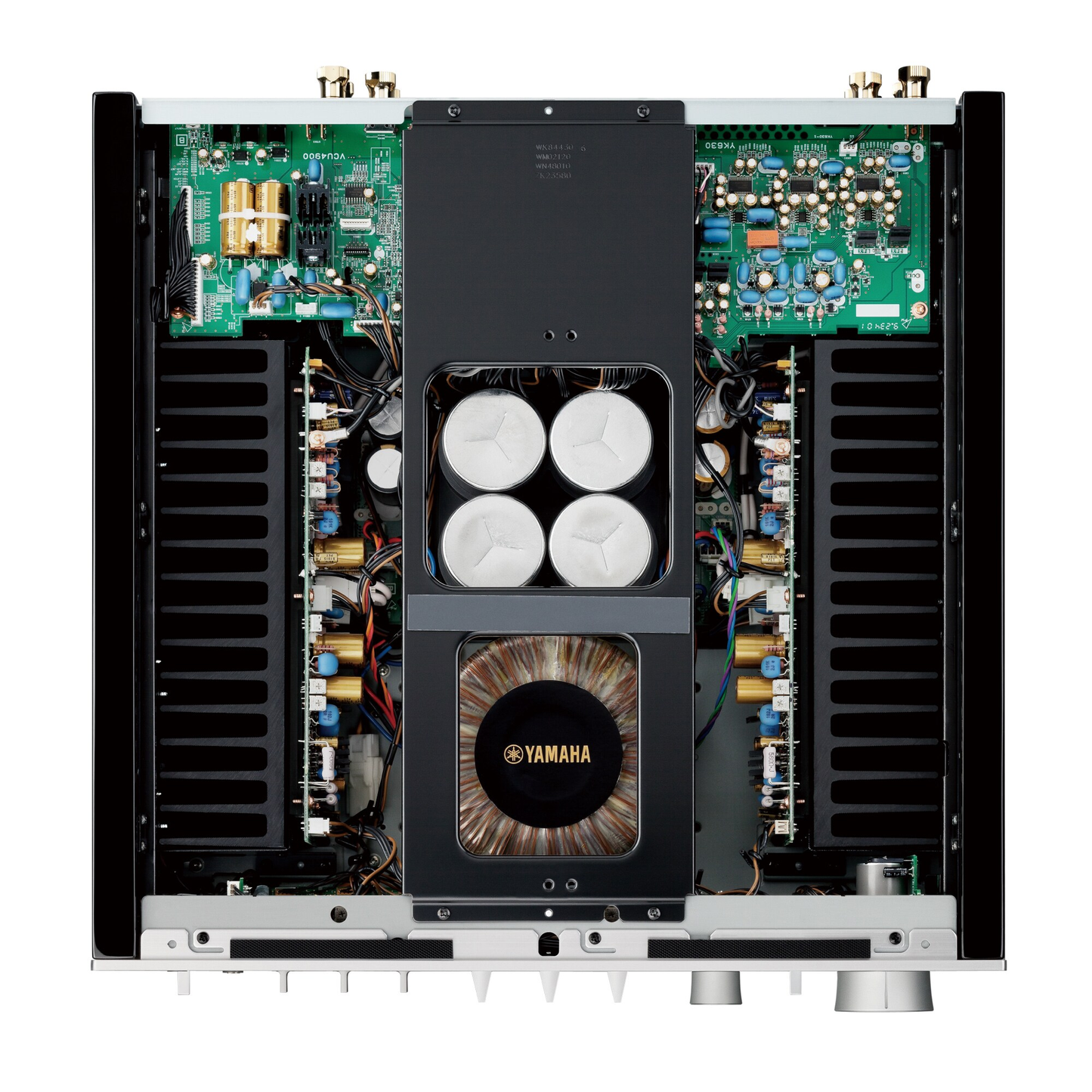 Yamaha A-S2200 High-End-Vollverstärker Silber Innenansicht mit symmetrischem Aufbau und Ringkerntrafo
