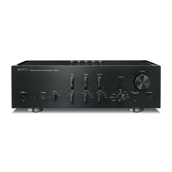 Yamaha C-5000 High-End-Vorverstärker Schwarz Frontansicht mit Lautstärkeregler und Klangreglern