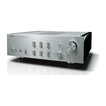 Yamaha C-5000 High-End-Vorverstärker Silber Schrägansicht mit gebürsteter Aluminium-Front