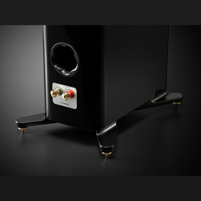 Yamaha NS-2000A Standlautsprecher Klavierlack Detailansicht von Bassreflexport, Terminal und Spike