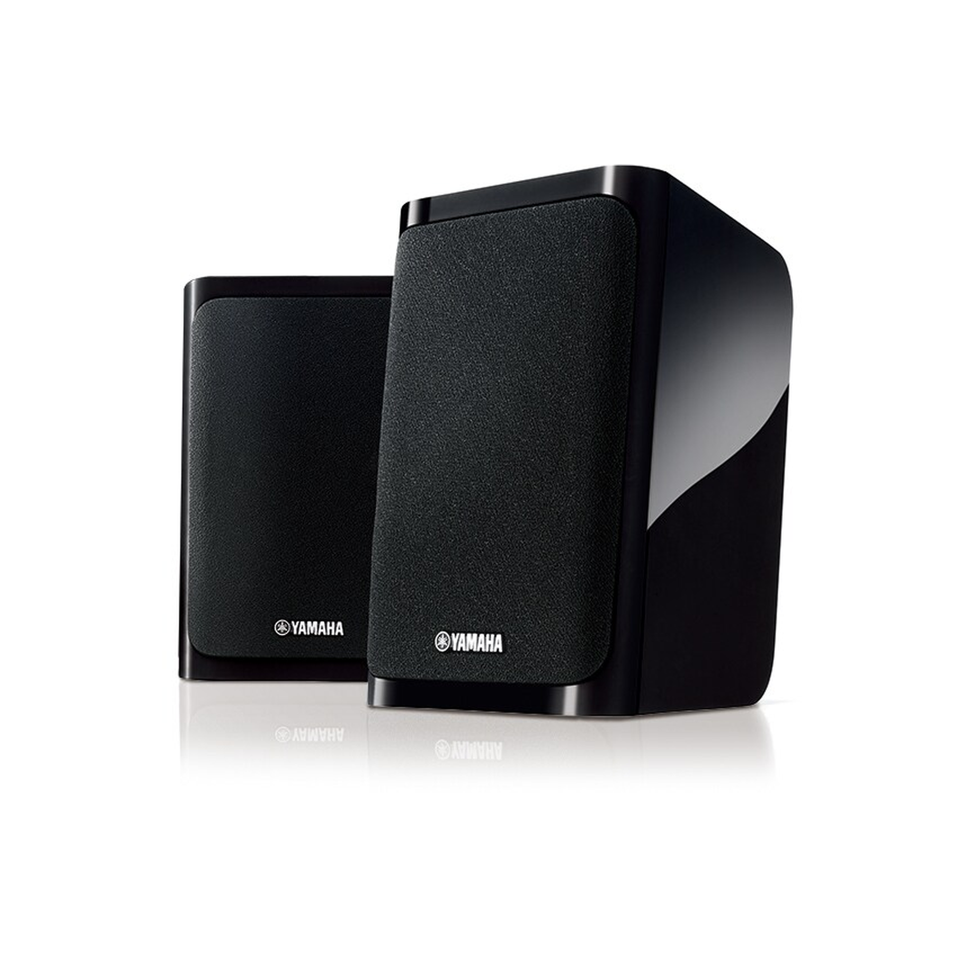 Yamaha NS-P41 5.1-Lautsprecherset Schwarz Detailansicht zweier Satellitenlautsprecher