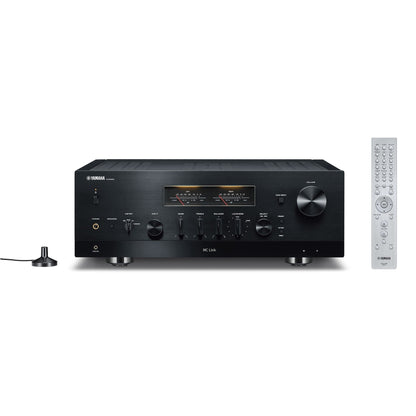 Yamaha R-N2000A Netzwerk-Receiver Schwarz Frontansicht mit Fernbedienung und DAB-Antenne