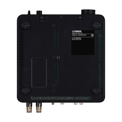 Yamaha WXA-70A Streaming-Verstärker Schwarz Unteransicht mit Typenschild und Gerätefüssen